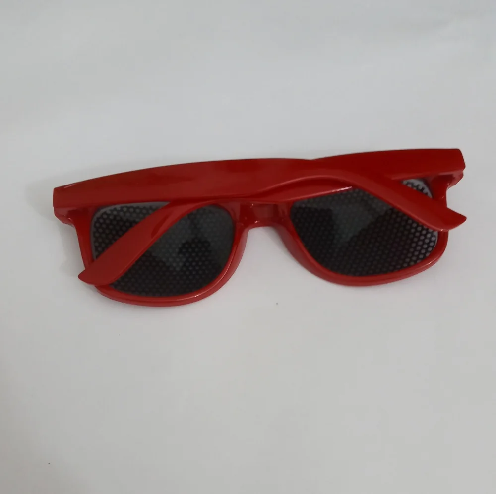 DC Comics Kids Wonder Woman Sunglasses Red Color One Size